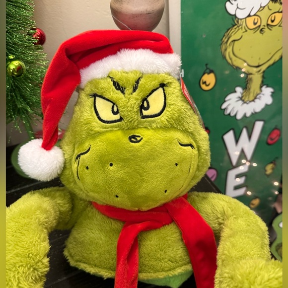 Grinch plush tree hugger - Picture 3 of 5